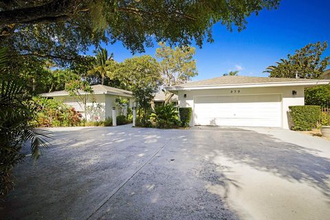 A home in Lake Worth Beach