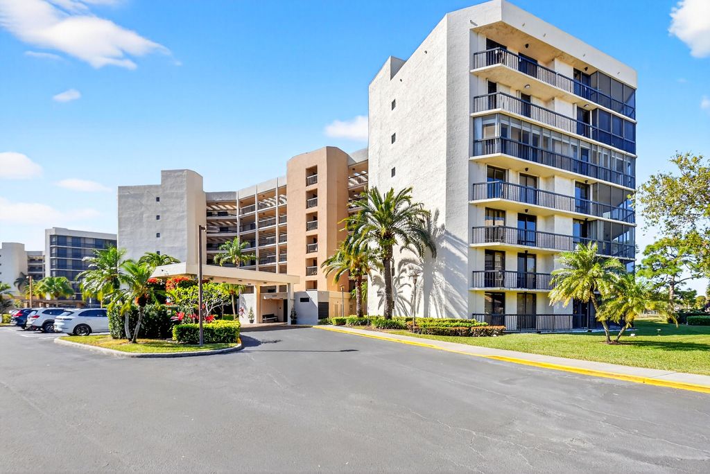 Photo of 5279 Fountains Dr S #604, Lake Worth, FL 33467 (MLS # R11164585)