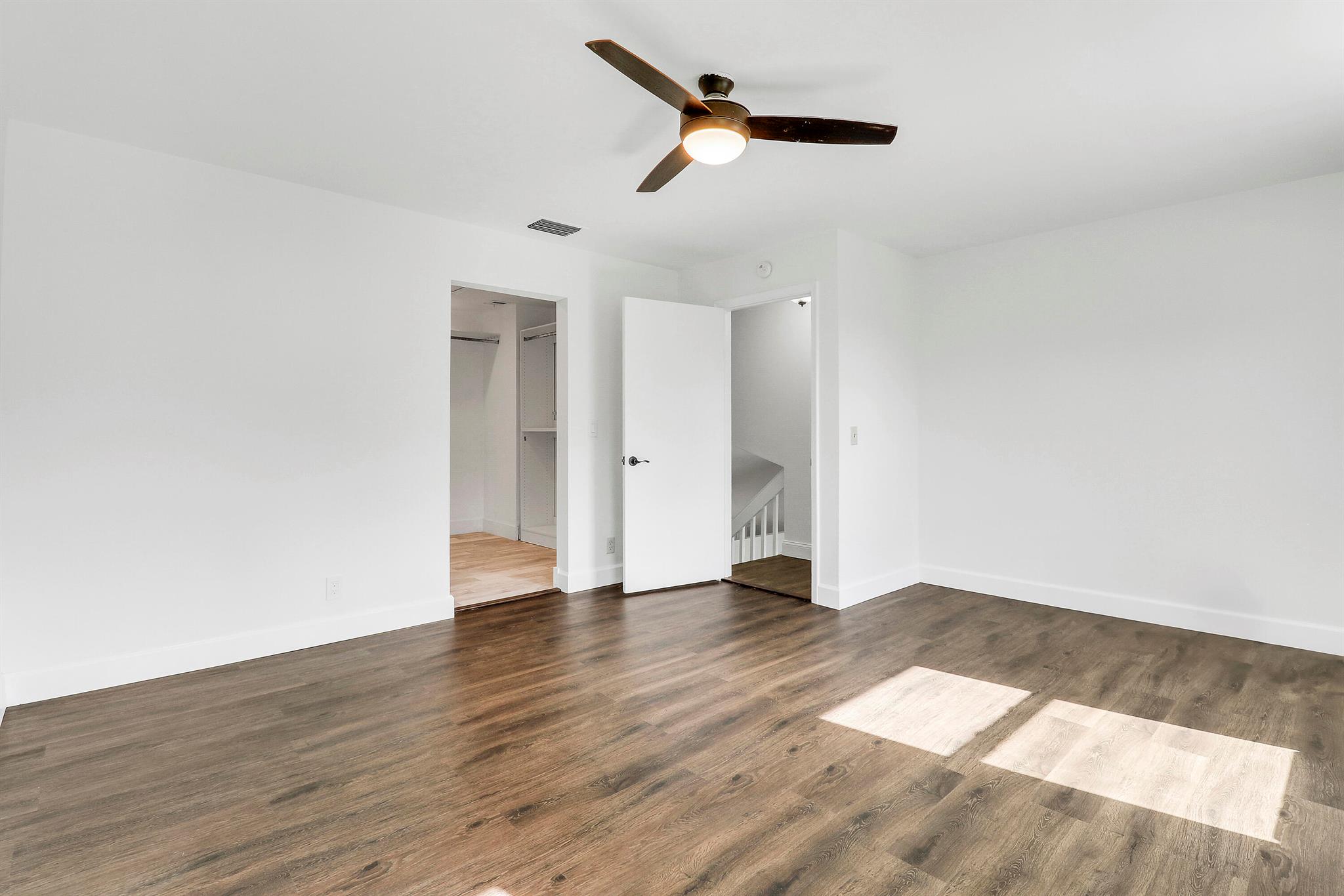 LAKES OF TARA UNIT 1 - Residential