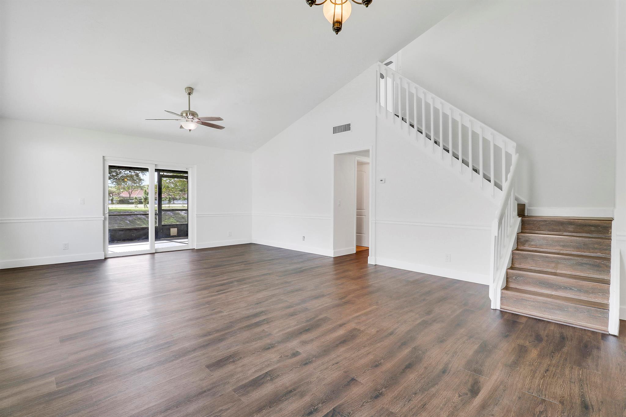 LAKES OF TARA UNIT 1 - Residential