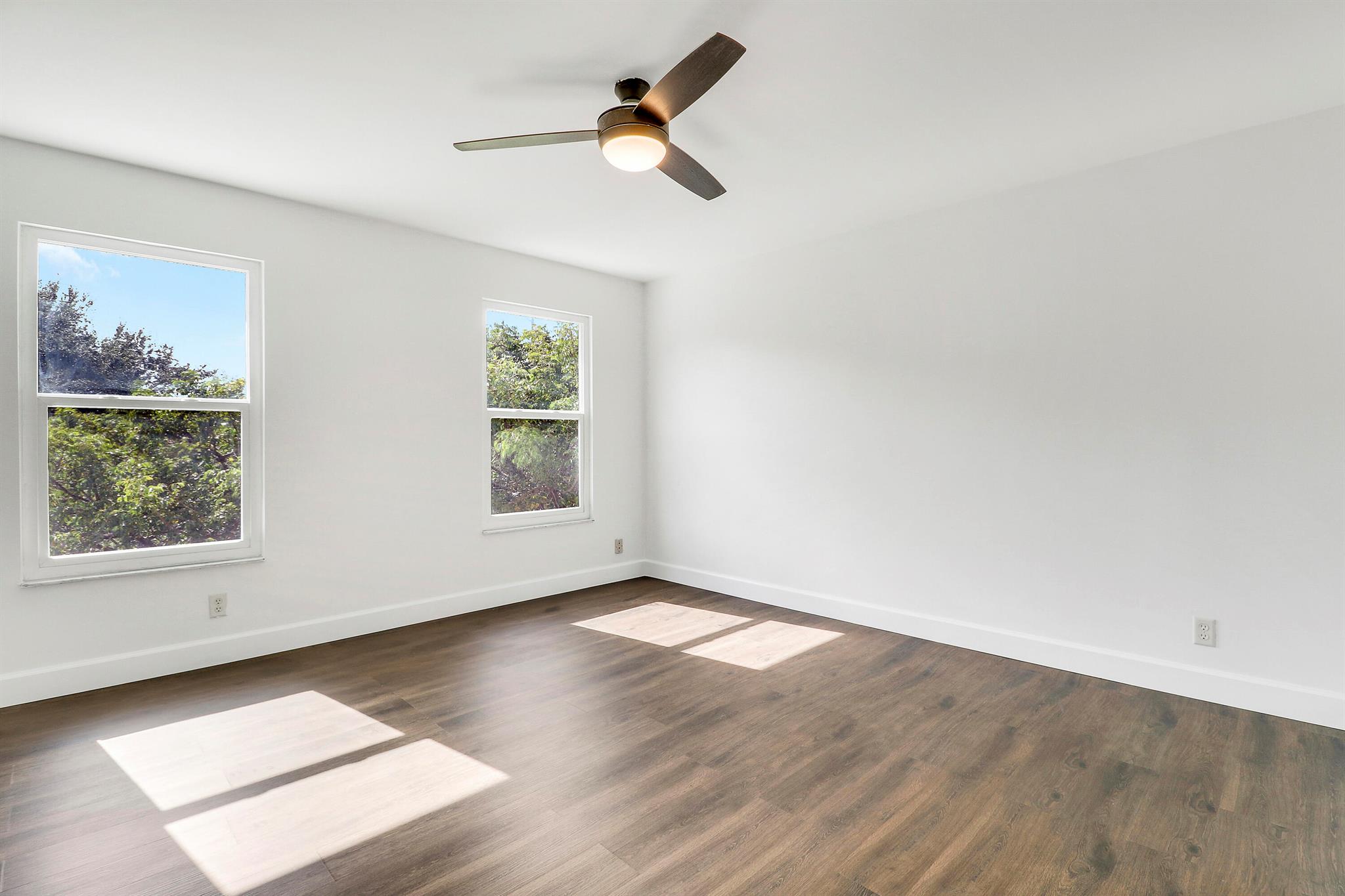 LAKES OF TARA UNIT 1 - Residential