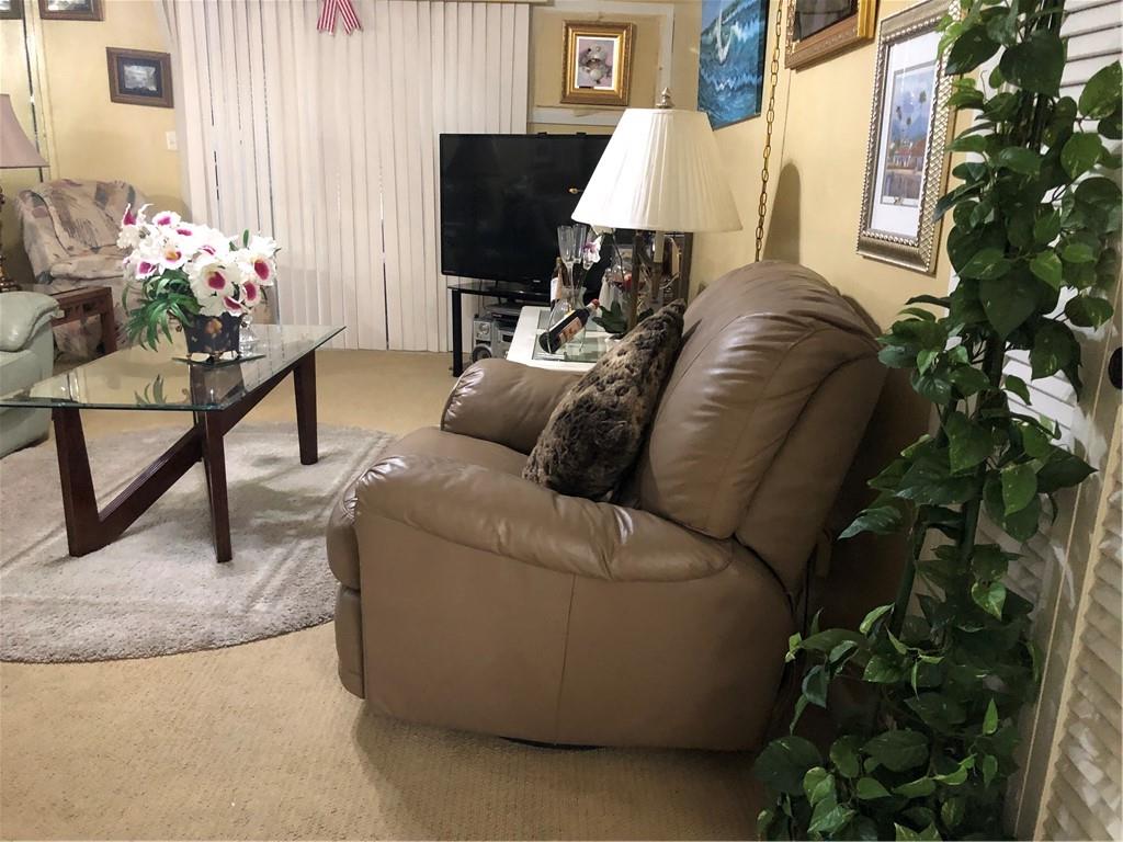 LAKE PARK GARDENS # 3 - Residential