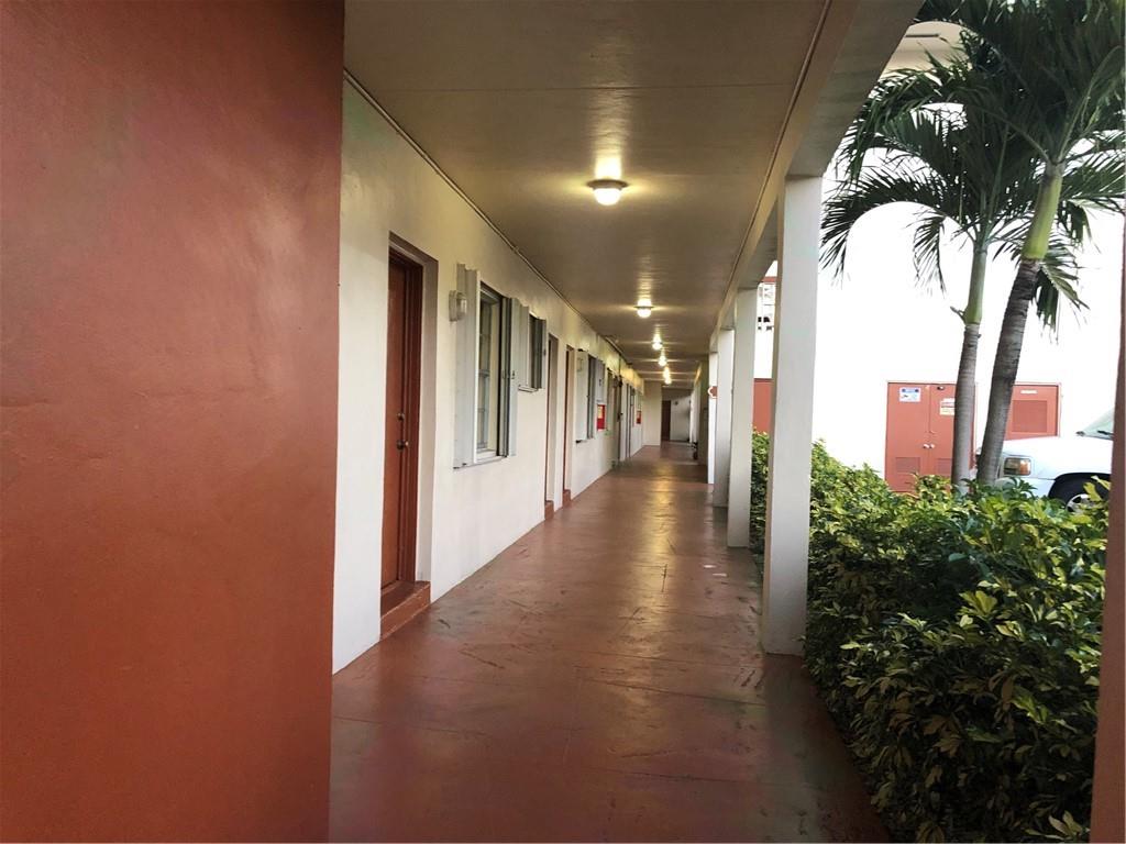 LAKE PARK GARDENS # 3 - Residential