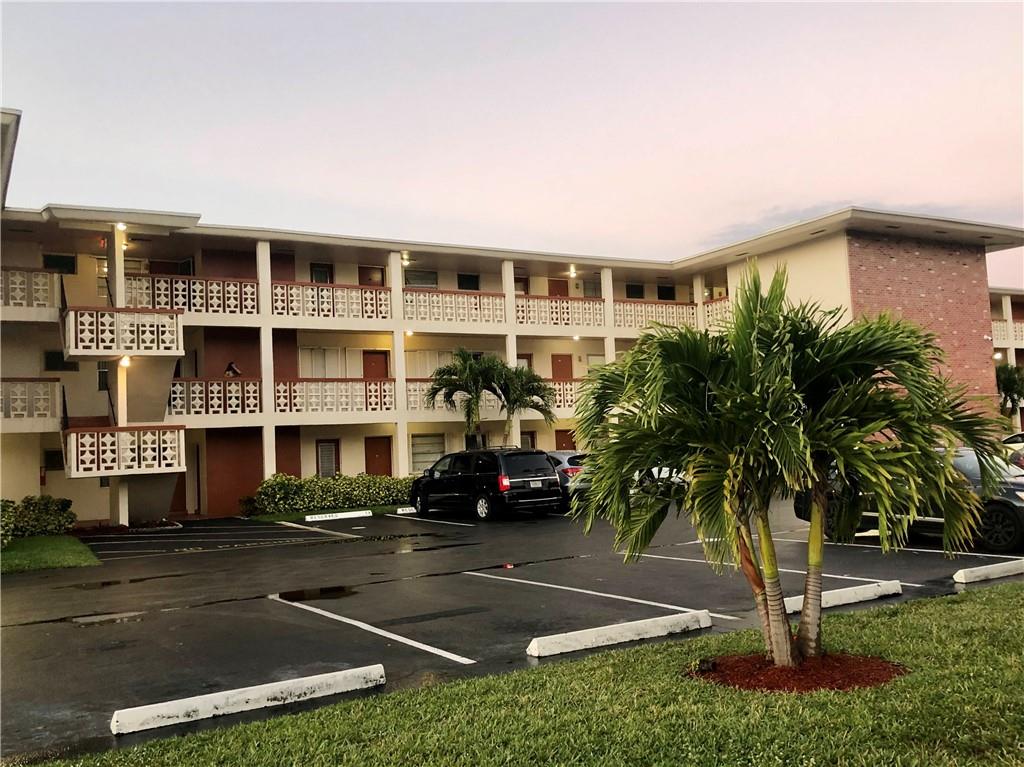 LAKE PARK GARDENS # 3 - Residential