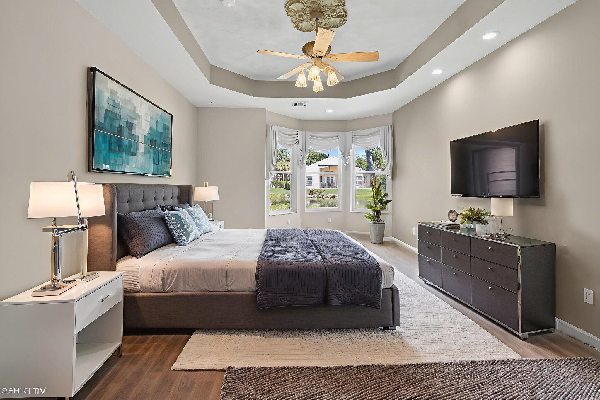 VALENCIA FALLS - Residential