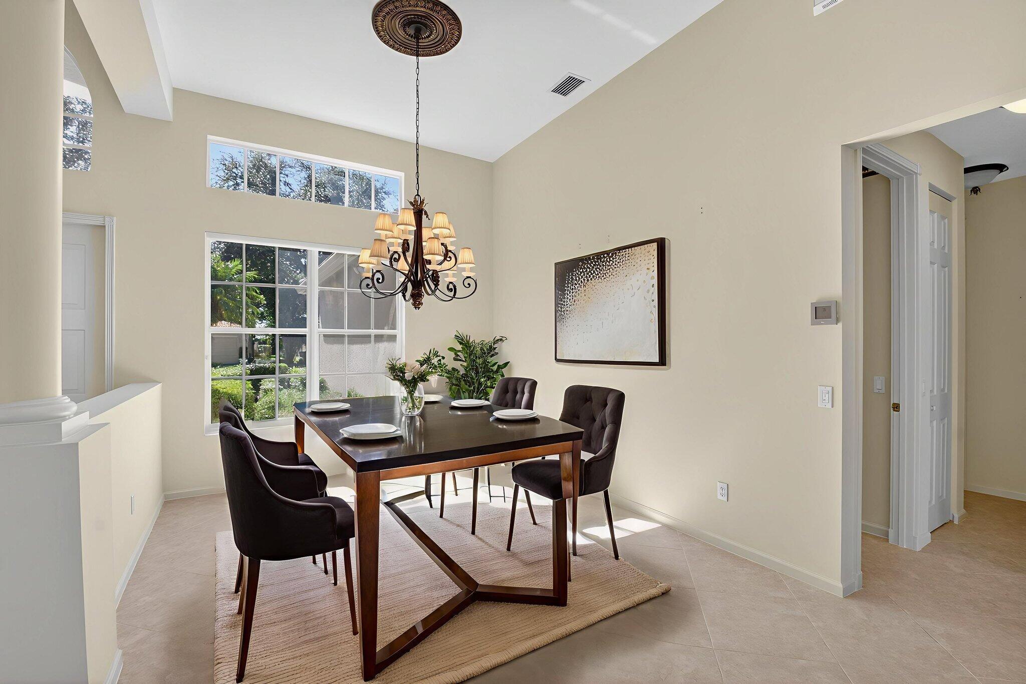 VALENCIA FALLS - Residential