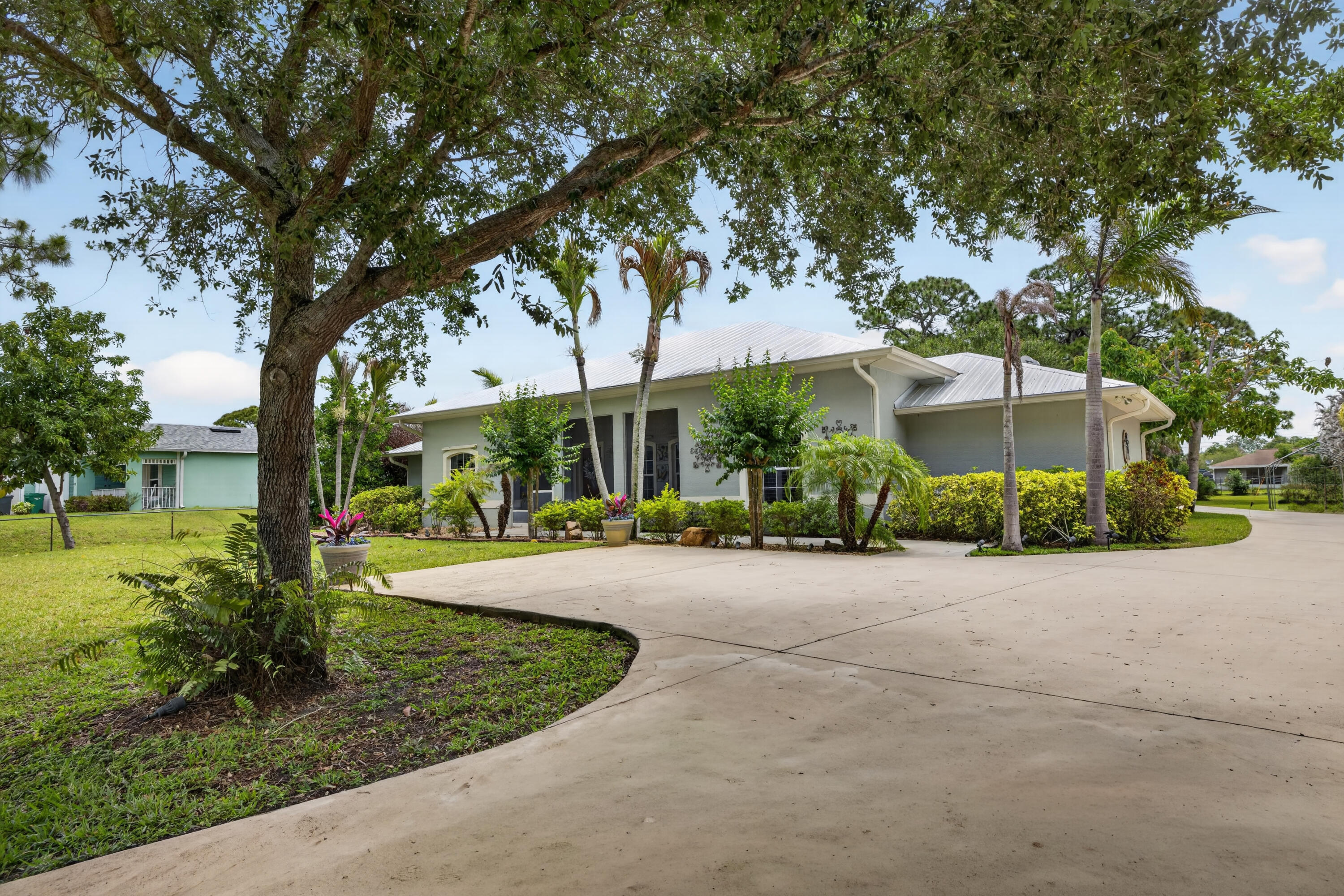 5606 Silver Oak Drive