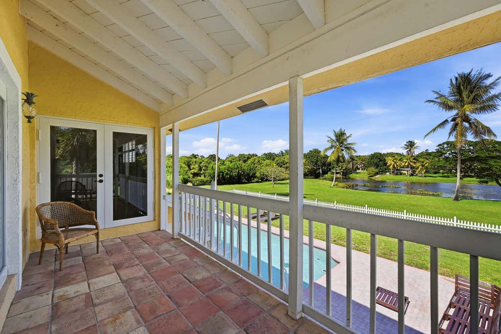 Photo of 10400 W Tara Boulevard, Boynton Beach, FL 33437 (MLS # B26034992)