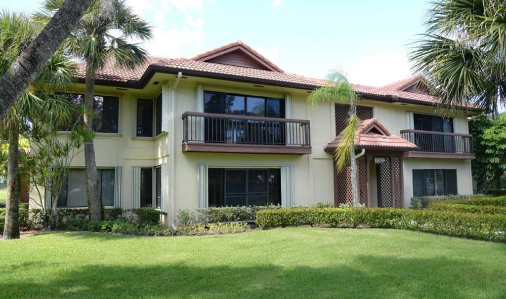 Photo of 1109 Duncan Circle #204, Palm Beach Gardens, FL 33418 (MLS # R10753648)