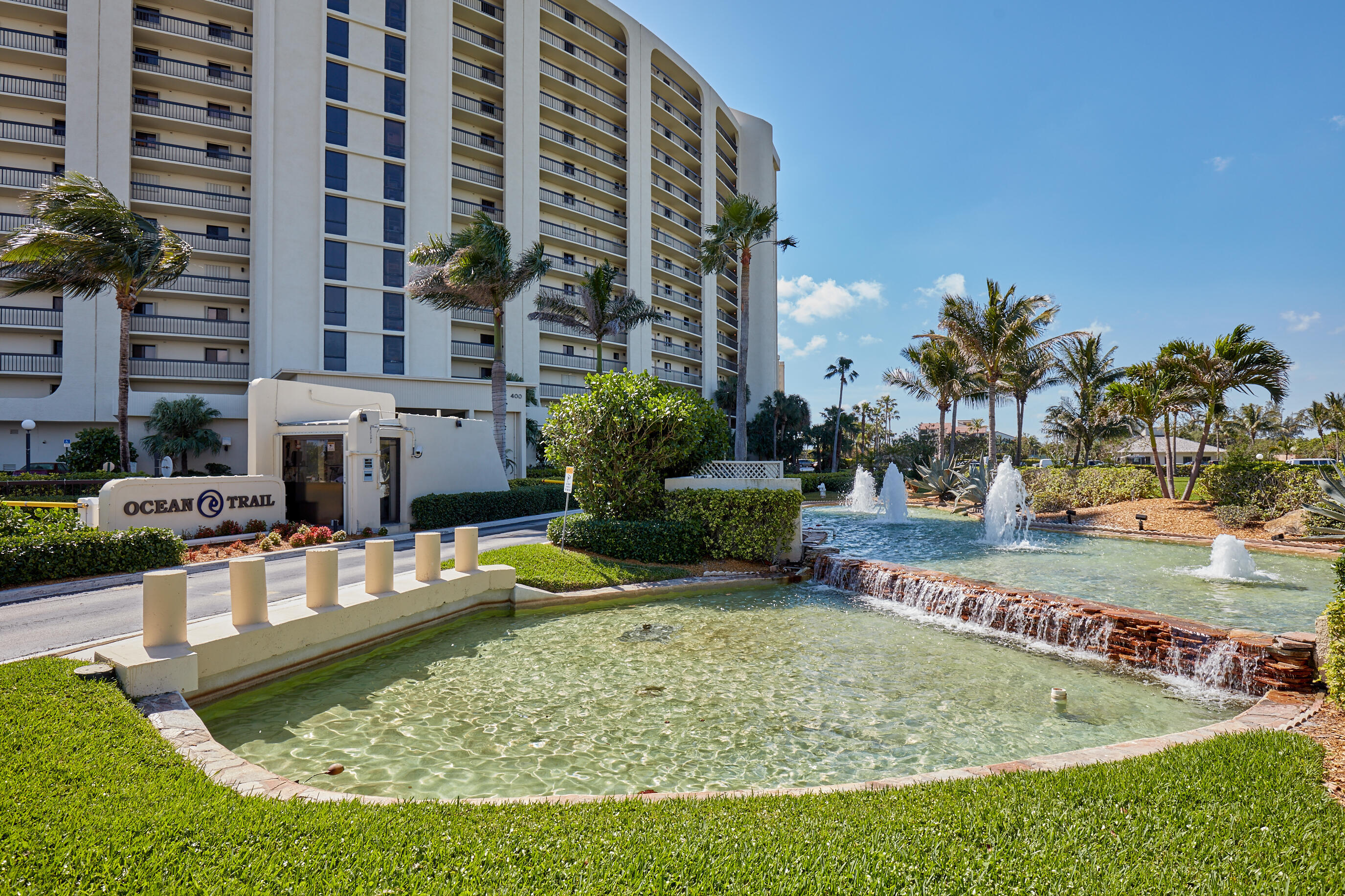 OCEAN TRAIL CONDO I - Residential Lease
