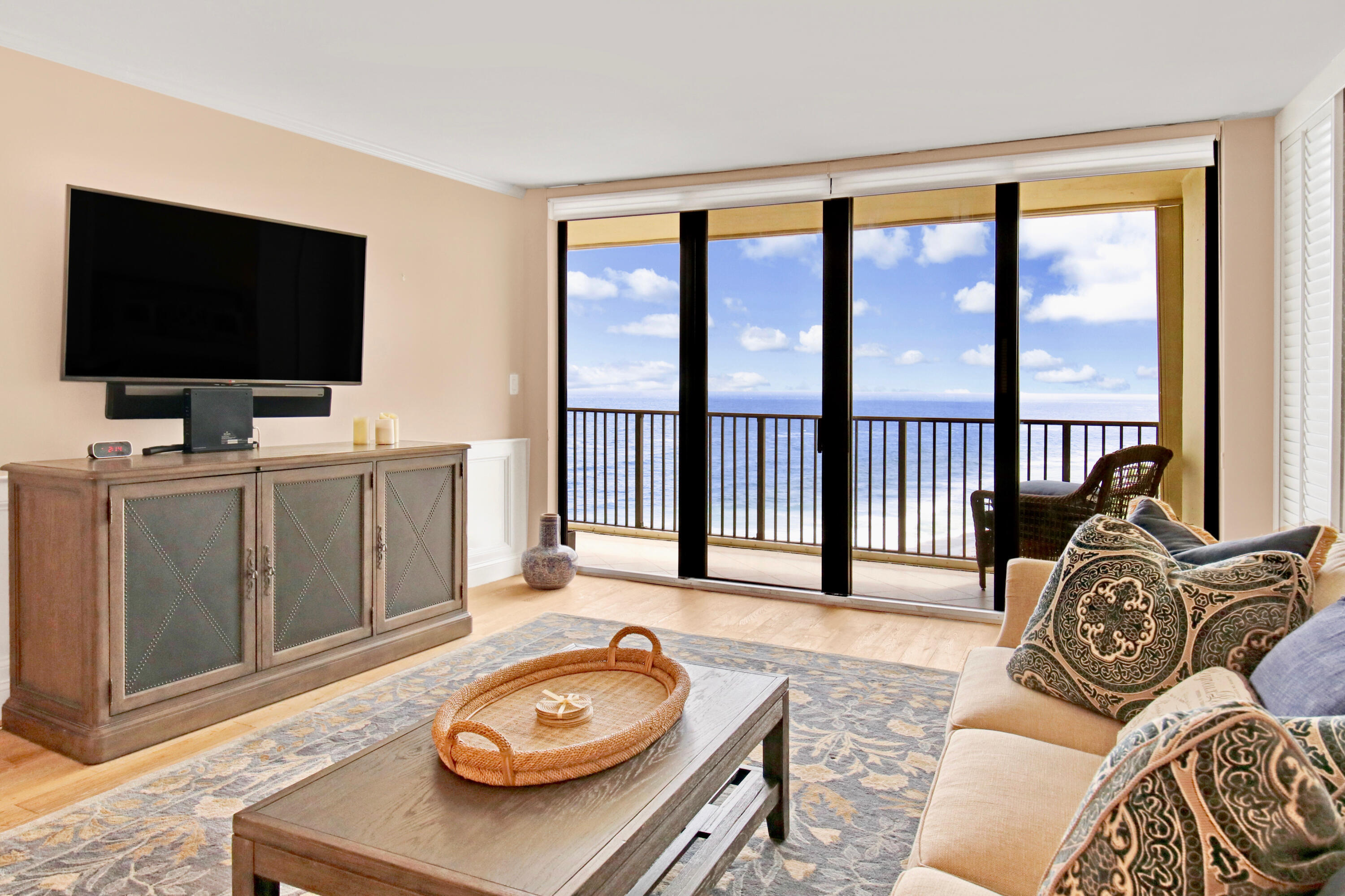 OCEAN TRAIL CONDO I - Residential Lease