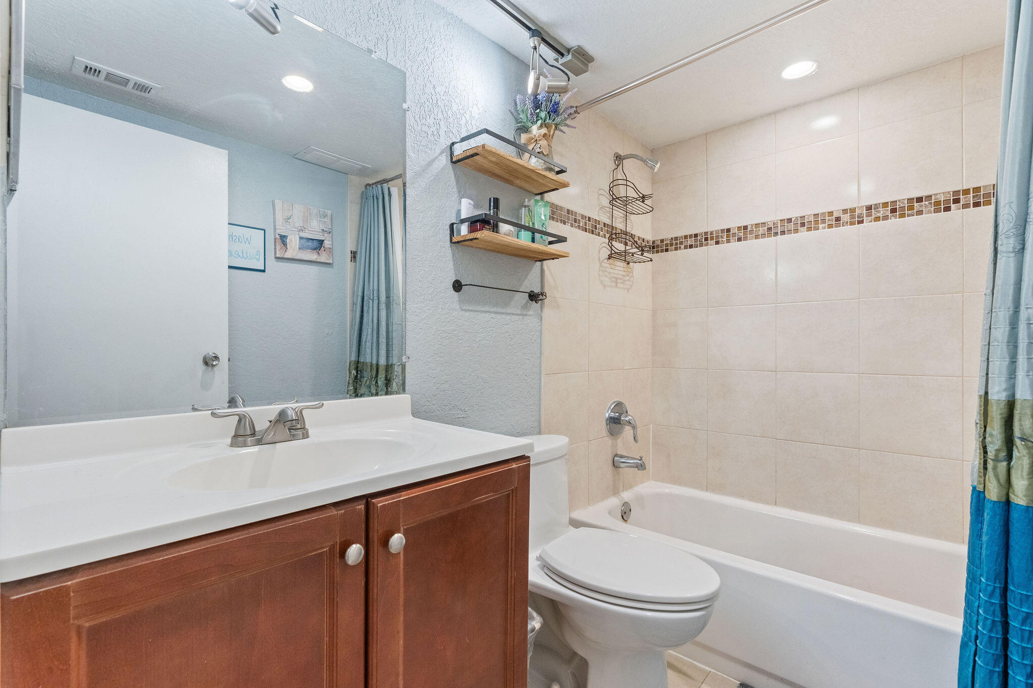 HEATHGATE 2ND ADD - Residential