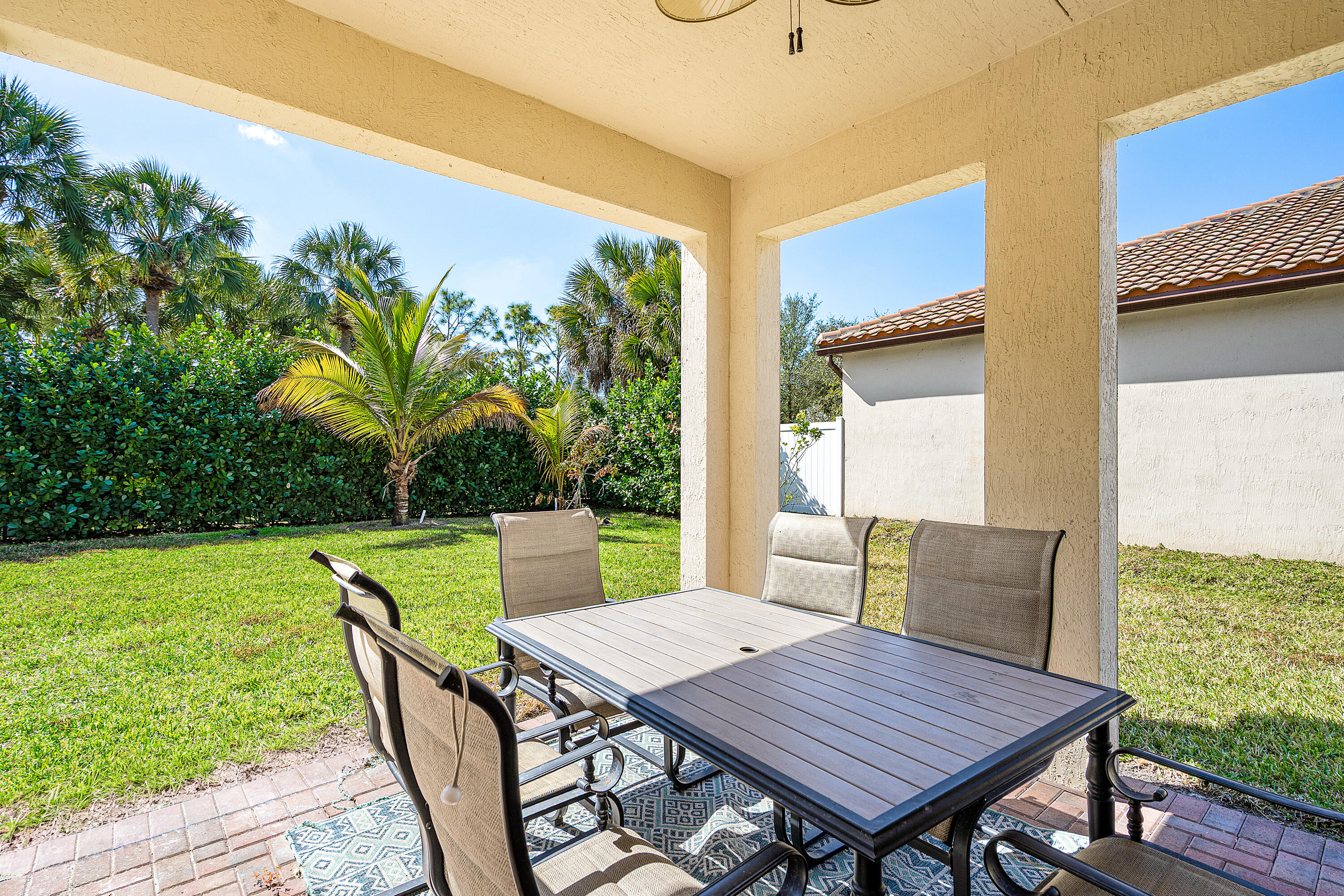 CRESTWOOD NORTH - Residential