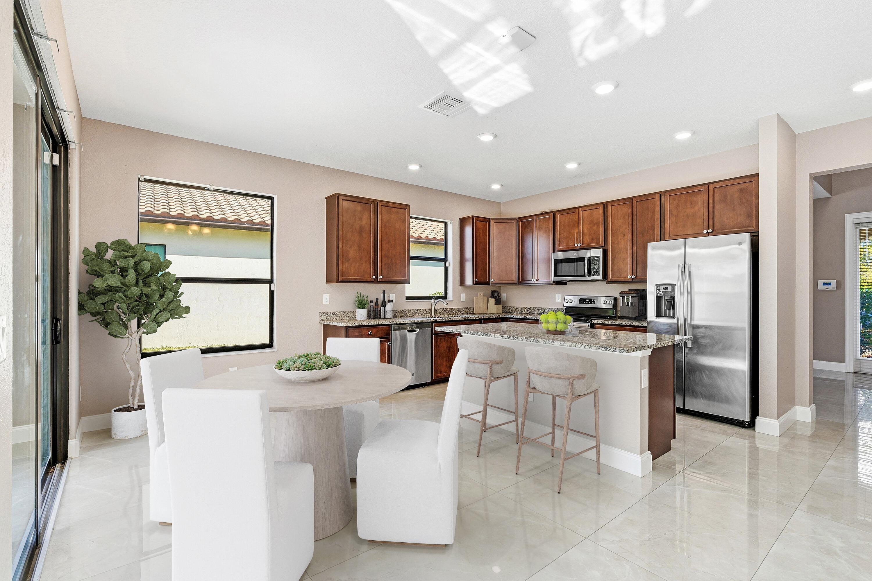 CRESTWOOD NORTH - Residential