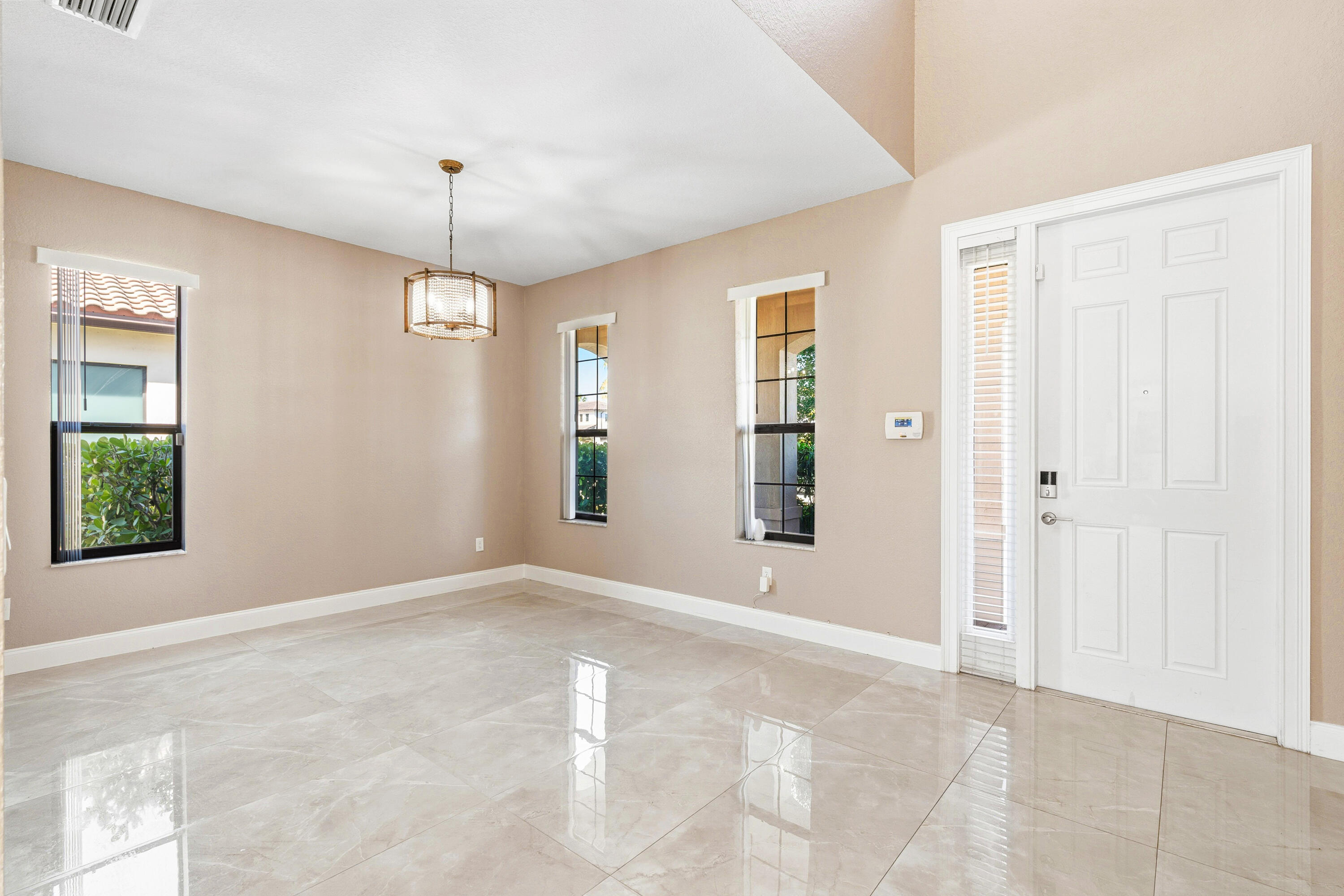 CRESTWOOD NORTH - Residential