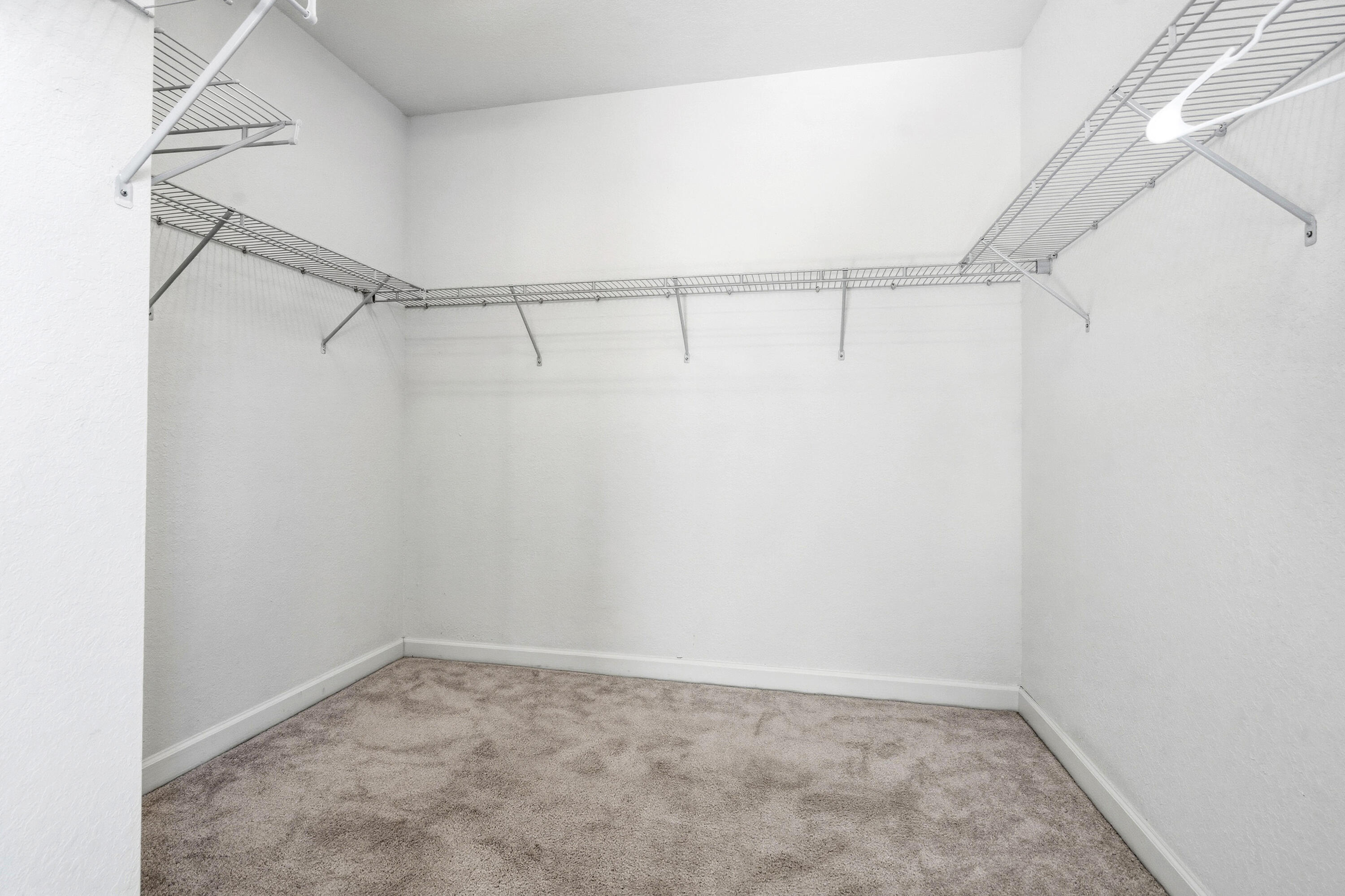 CRESTWOOD NORTH - Residential