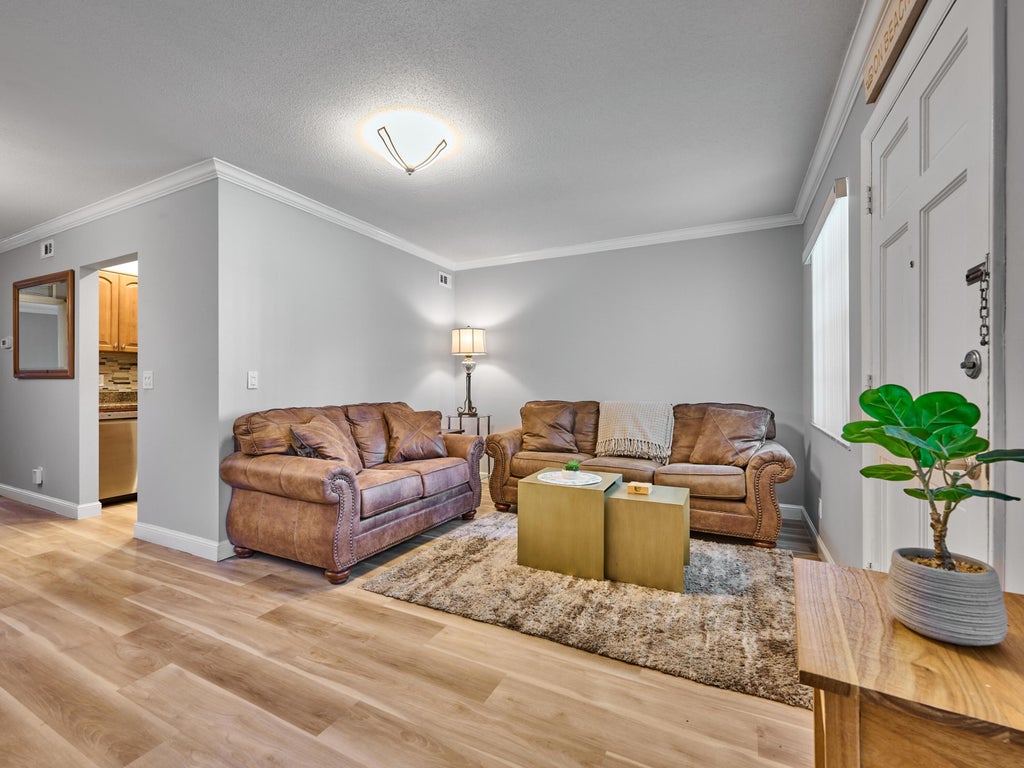 Photo of 1100 E Indiantown Road #104, Jupiter, FL 33477 (MLS # B26082392)