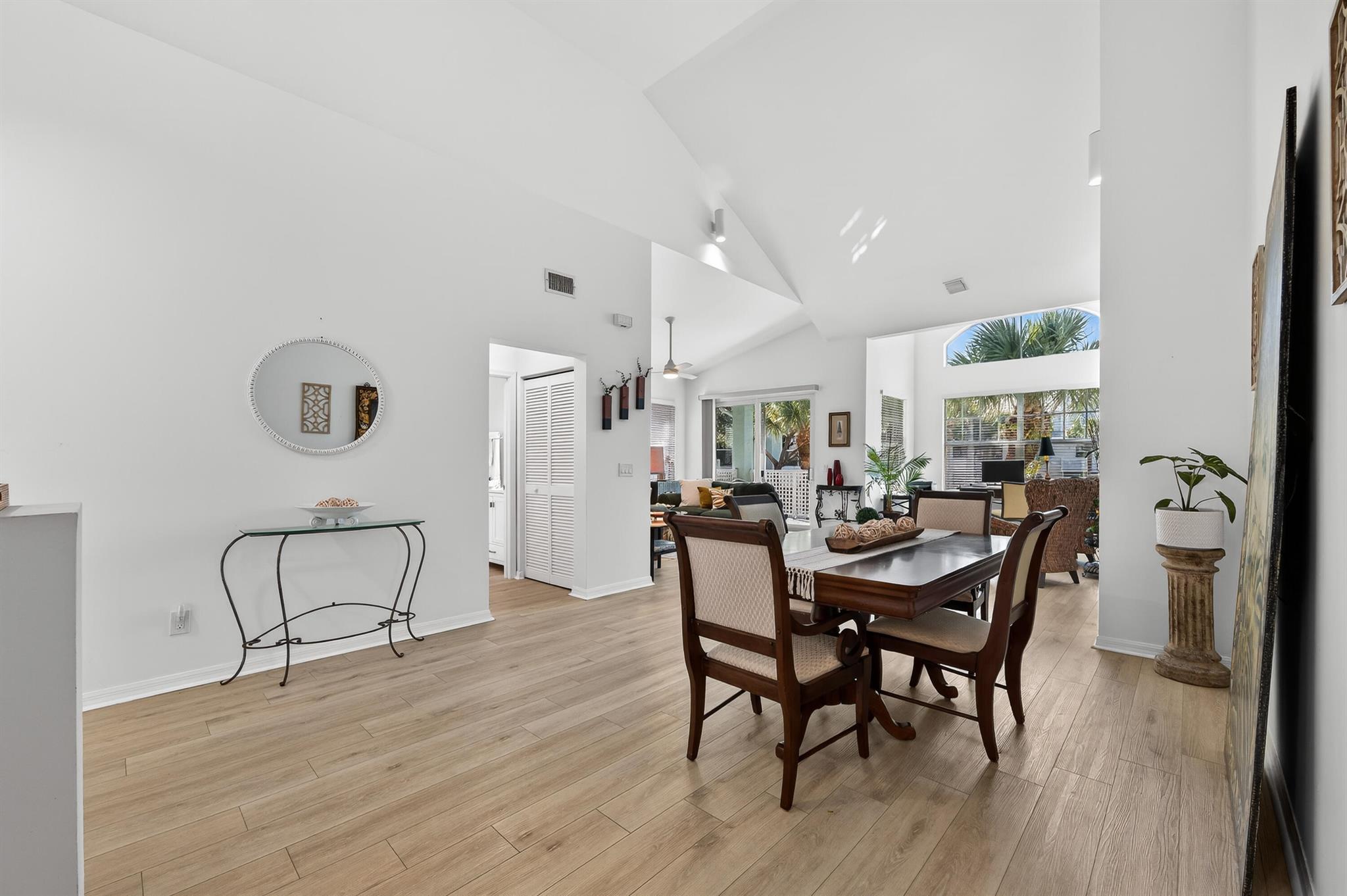 SEA COLONY CONDO - Residential