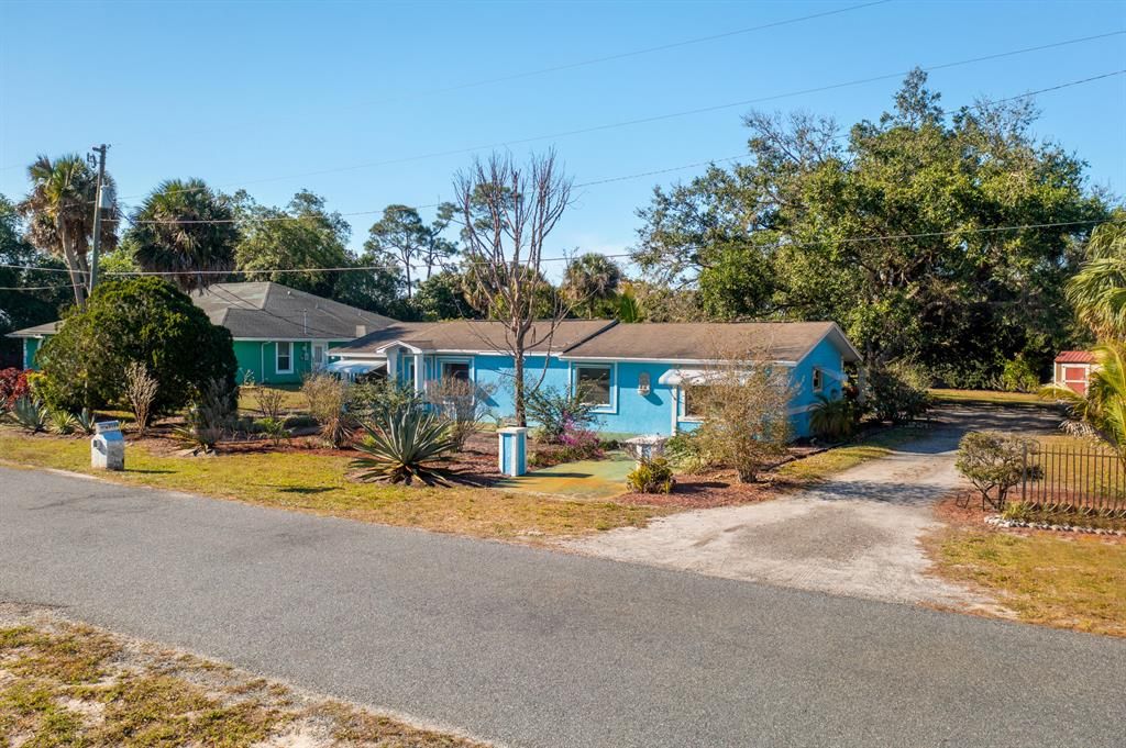 Photo of 5104 Matanzas Avenue, Fort Pierce, FL 34946 (MLS # R10873981)