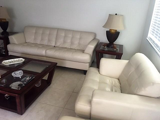 KINGS POINT SAXONY CONDOS - Residential