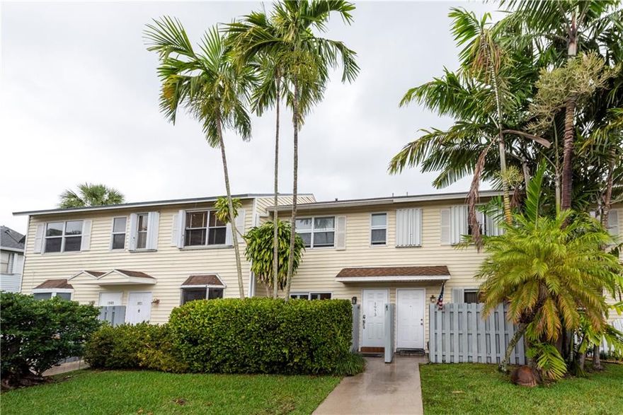 UPGRADED TOWNHOME WITH RIVER VIEWS, OPEN KITCHEN WITH GRANITE COUNTERS AND STAINLESS APPLIANCES, CERAMIC FLOORING ON FIRST FLOOR WITH HALF BATH, IMPACT GLAS THROUGHOUT, PATIO DOOR FACING RIVER WITH RETRACTABLE AWNING, BEDROOMS AND FULL JACK AND JILL BATH UPSTAIRS, WITH DOUBLE VANITY AND WALK-IN GLASS SHOWER, QUITE GATED COMMUNITY CONVENIENT TO WILTON DRIVE, RESTAURANTS AND ENTERTAINMENT