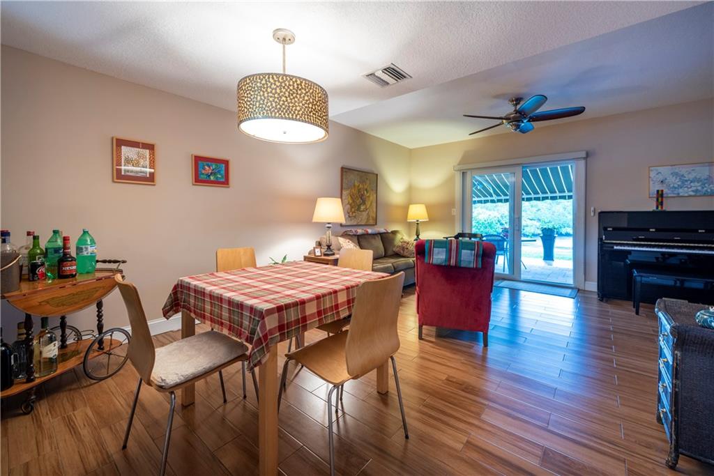 EDGEWATER TOWNHOMES - Residential