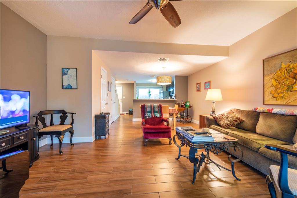 EDGEWATER TOWNHOMES - Residential