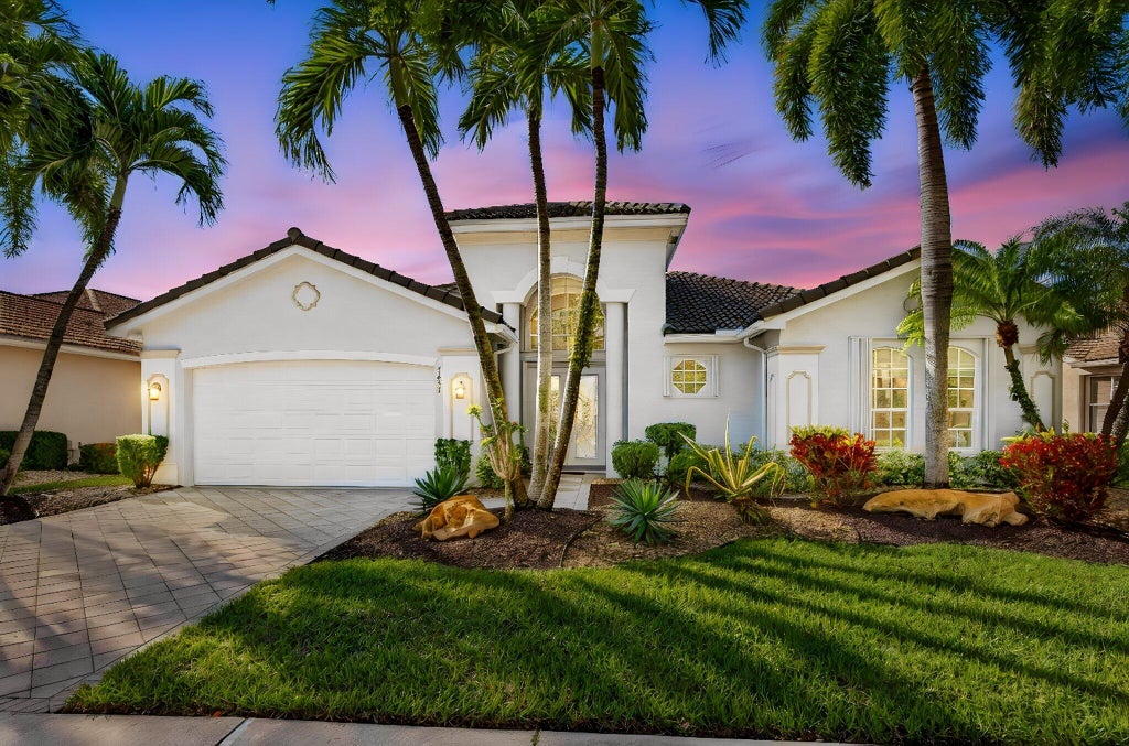 Photo of 7657 ROYALE RIVER Lane, Lake Worth, FL 33467 (MLS # B26092929)