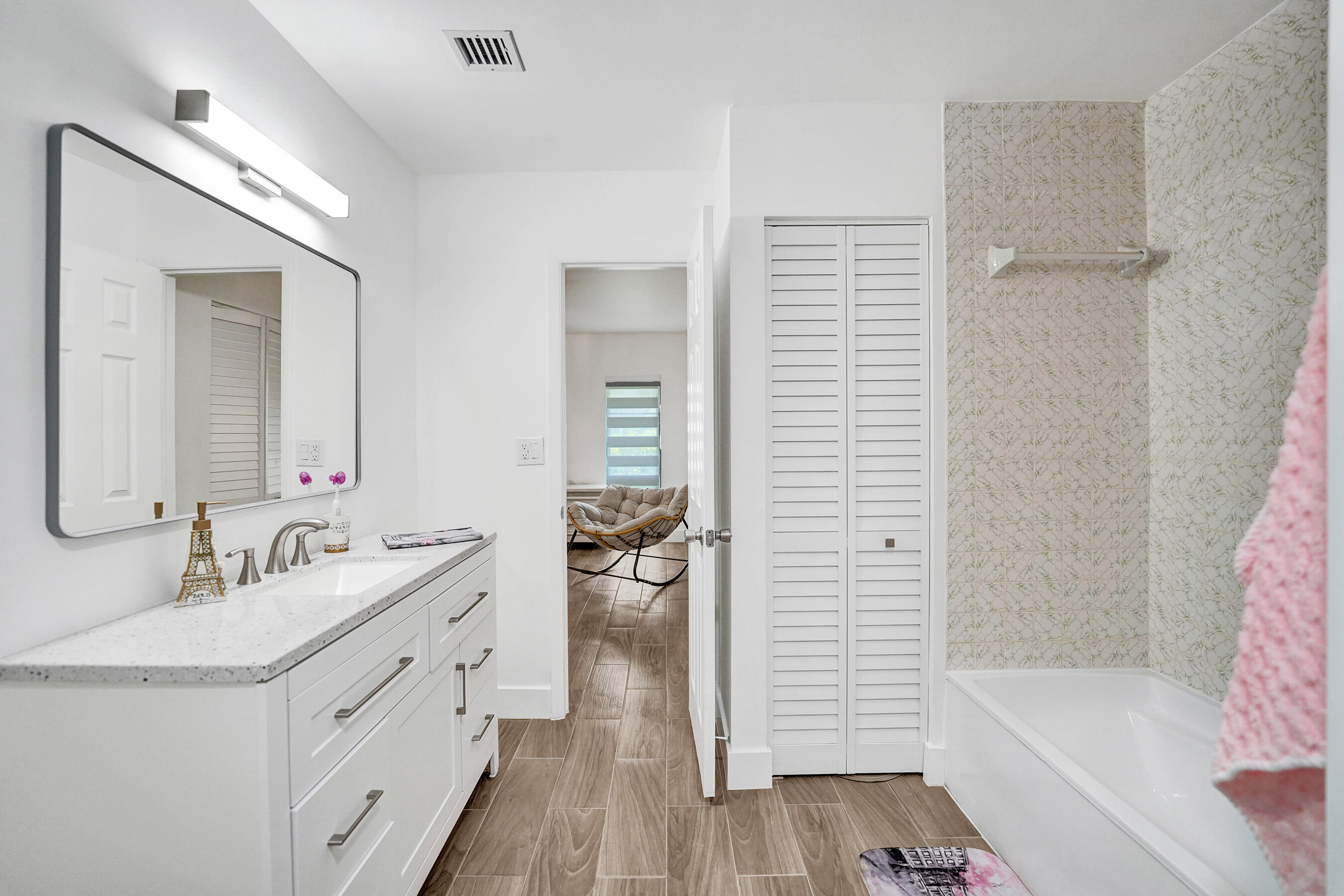 TRELLISES 2 CONDO - Residential