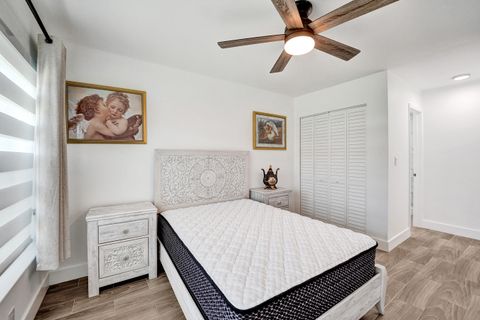 Tiny photo for 9707 N New River Canal Road #221, Plantation, FL 33324 (MLS # B26015867)