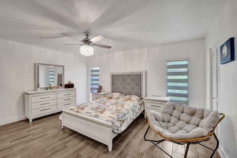 Tiny photo for 9707 N New River Canal Road #221, Plantation, FL 33324 (MLS # B26015867)