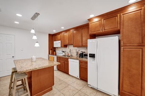 Tiny photo for 9707 N New River Canal Road #221, Plantation, FL 33324 (MLS # B26015867)