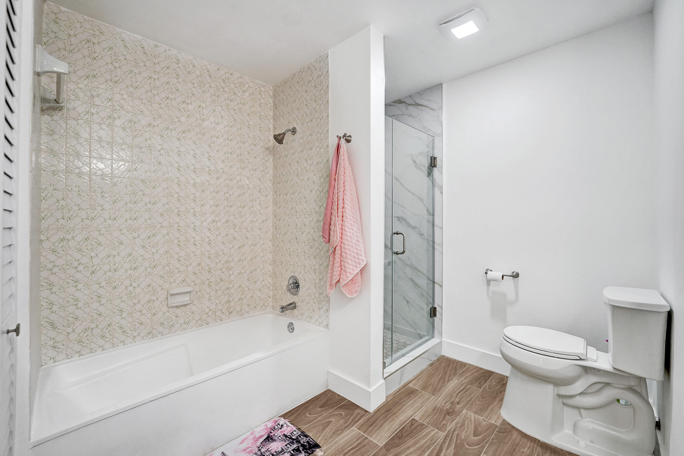 TRELLISES 2 CONDO - Residential