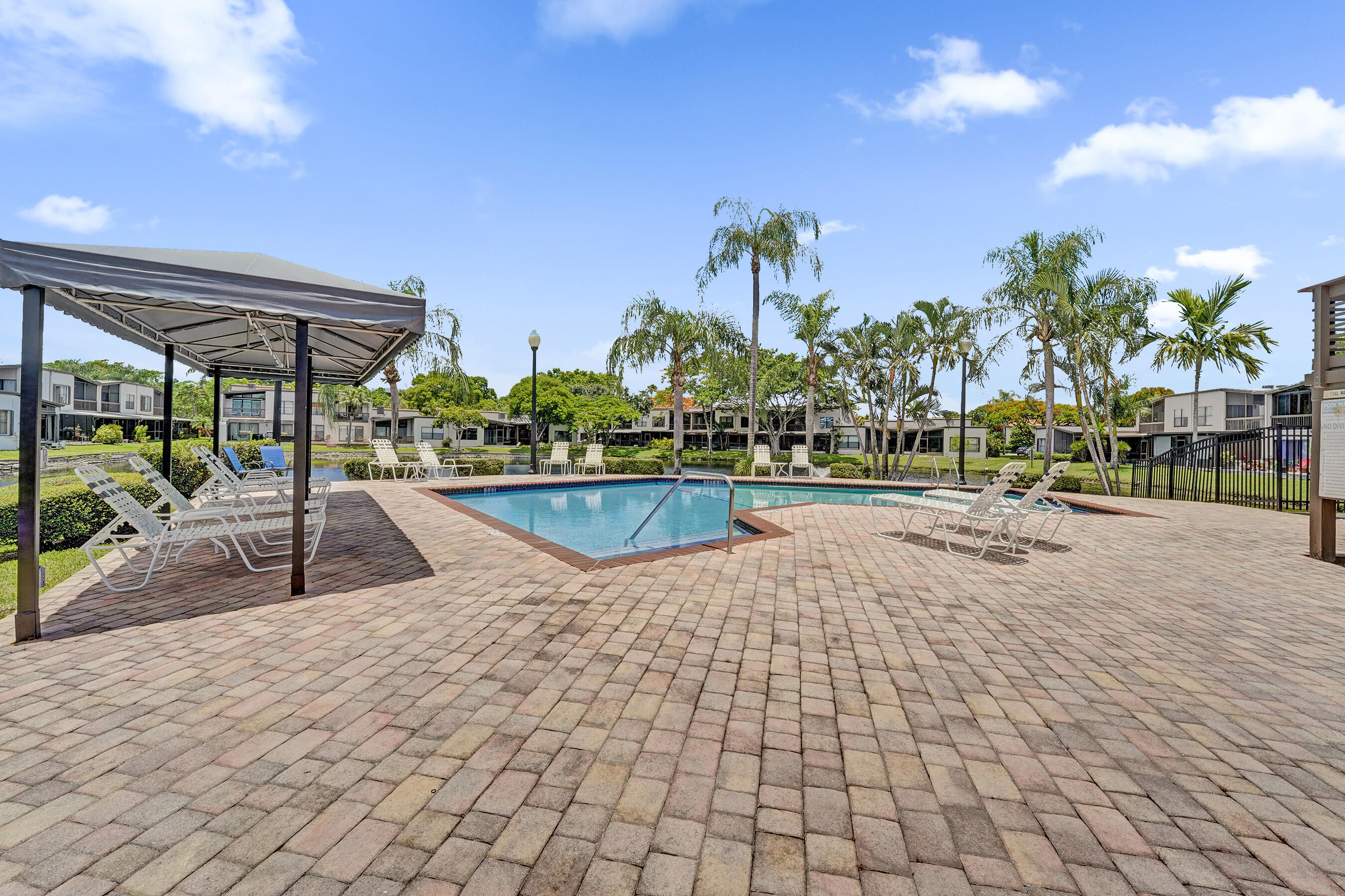 TRELLISES 2 CONDO - Residential