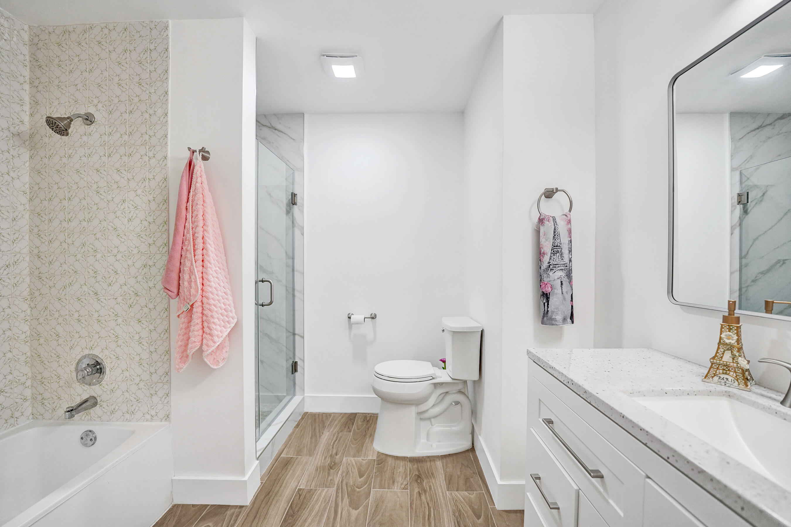 TRELLISES 2 CONDO - Residential