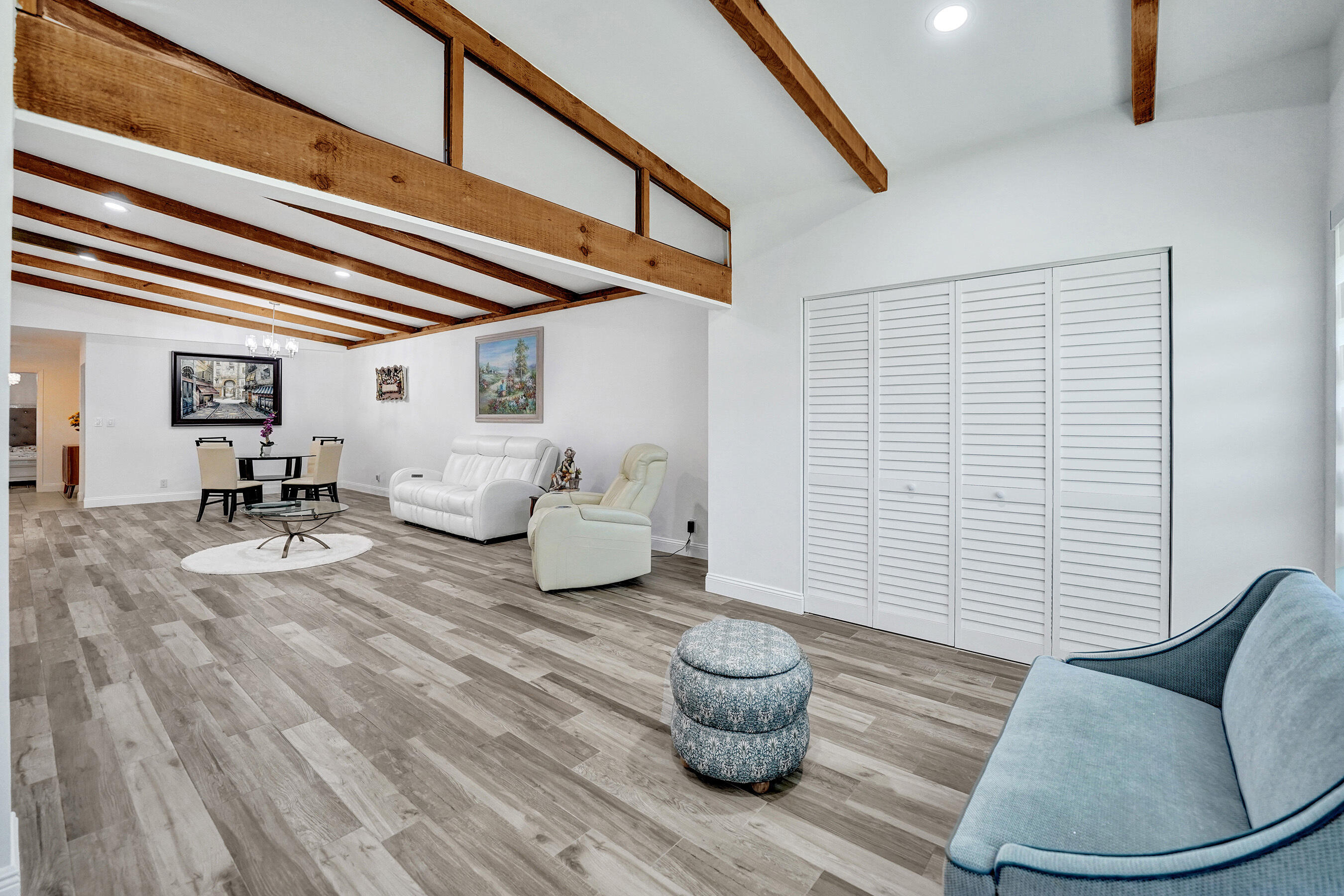 TRELLISES 2 CONDO - Residential