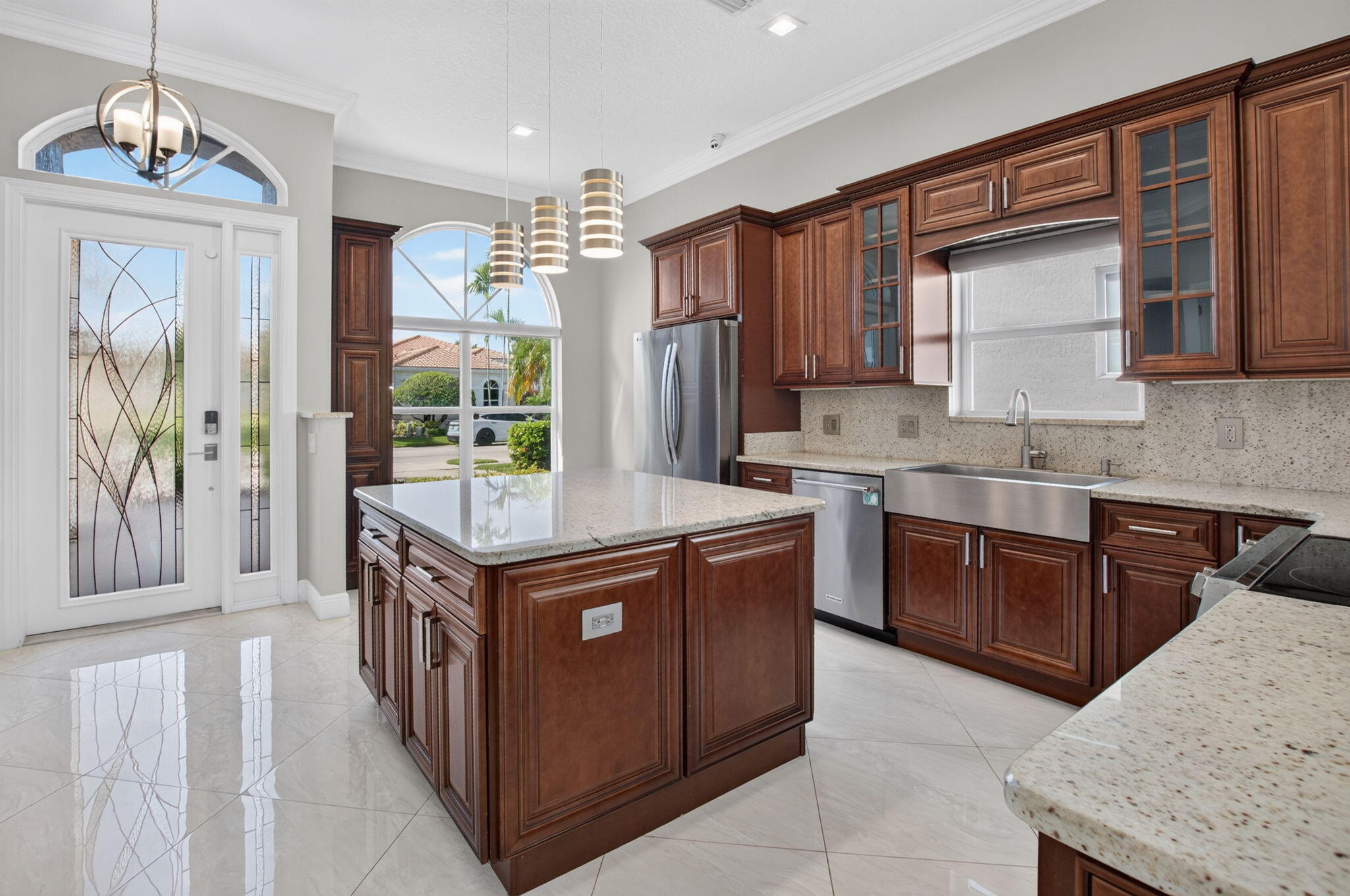 5351 Ventura Drive