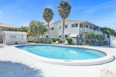 2000 NE 51st Court 205 Fort Lauderdale FL 33308