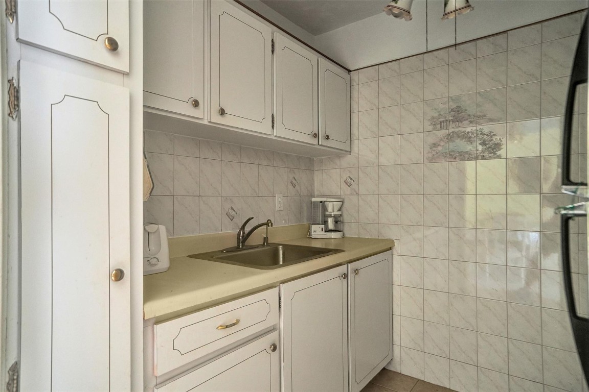 Colony Terrace Apartments - Residential