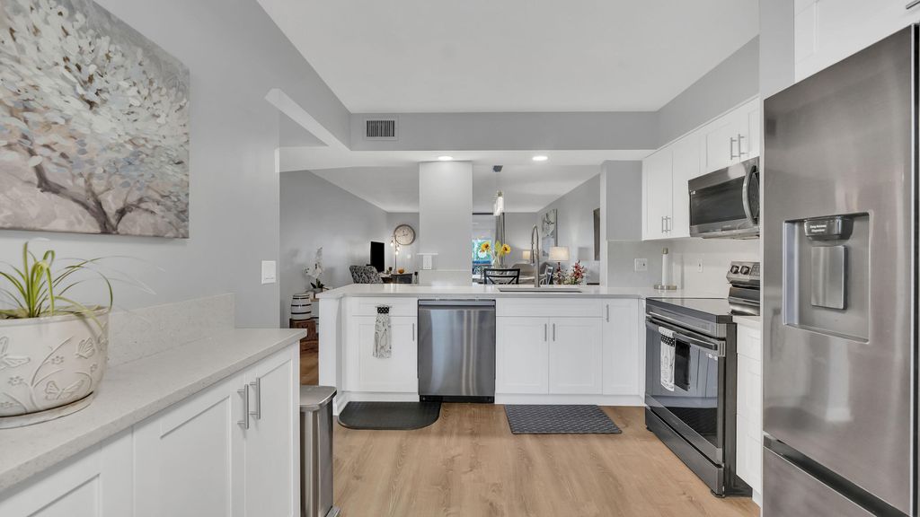 Photo of 14701 Cumberland Drive #1070, Delray Beach, FL 33446 (MLS # R11167024)