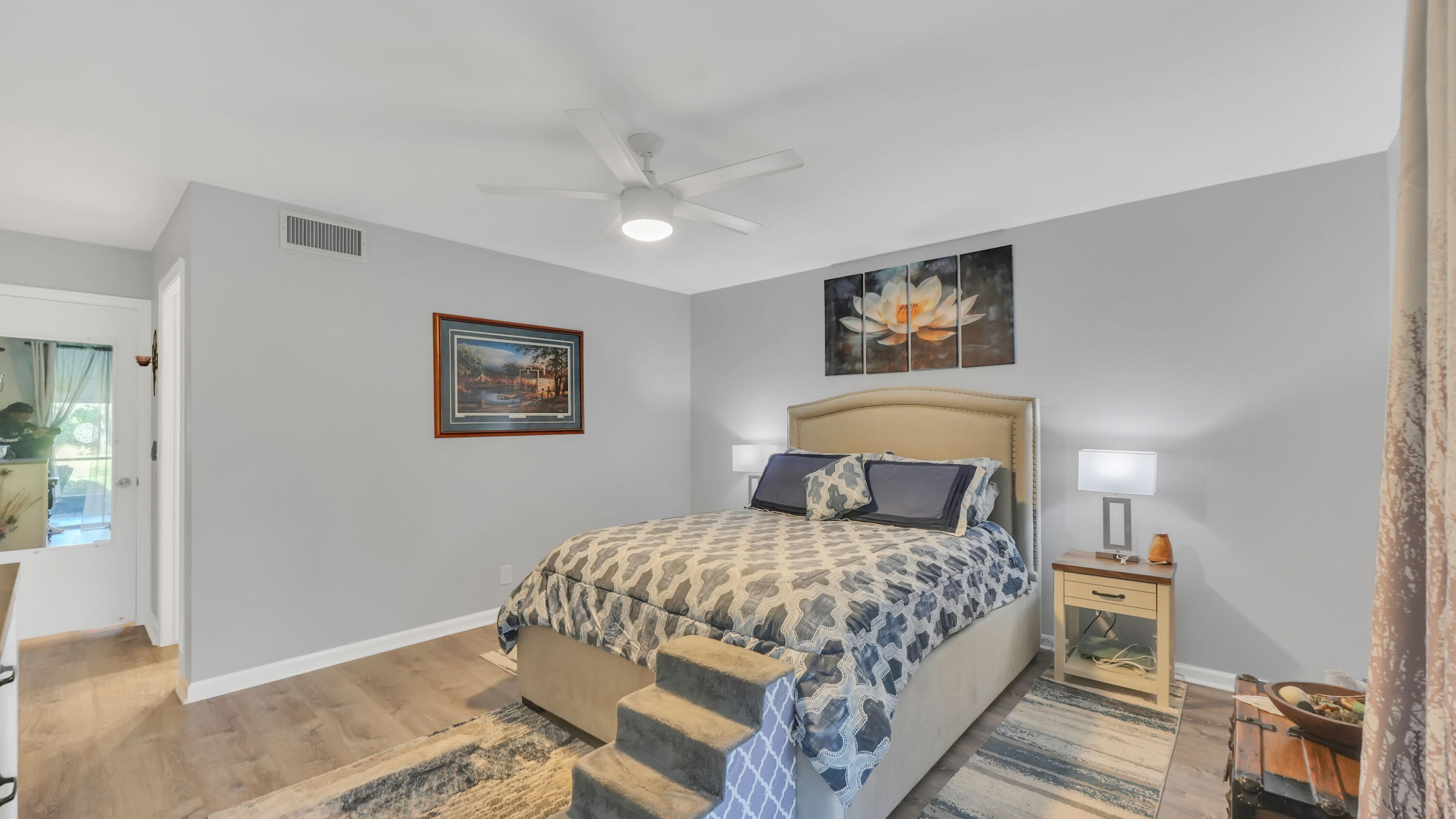 VILLAGES OF ORIOLE DEAUVILLE CONDO - Residential