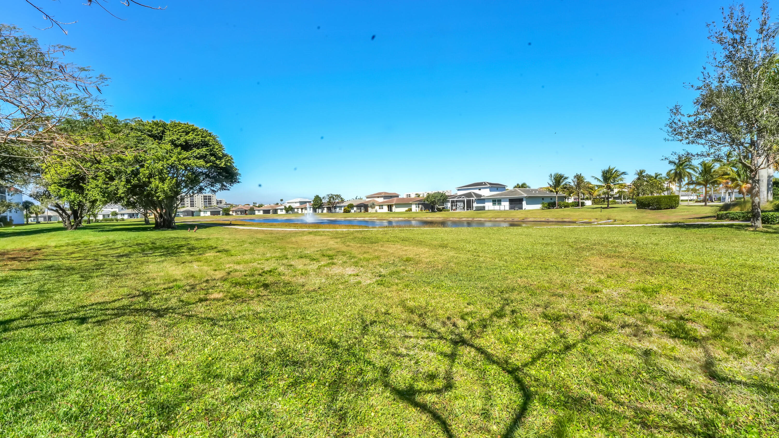 VILLAGES OF ORIOLE DEAUVILLE CONDO - Residential