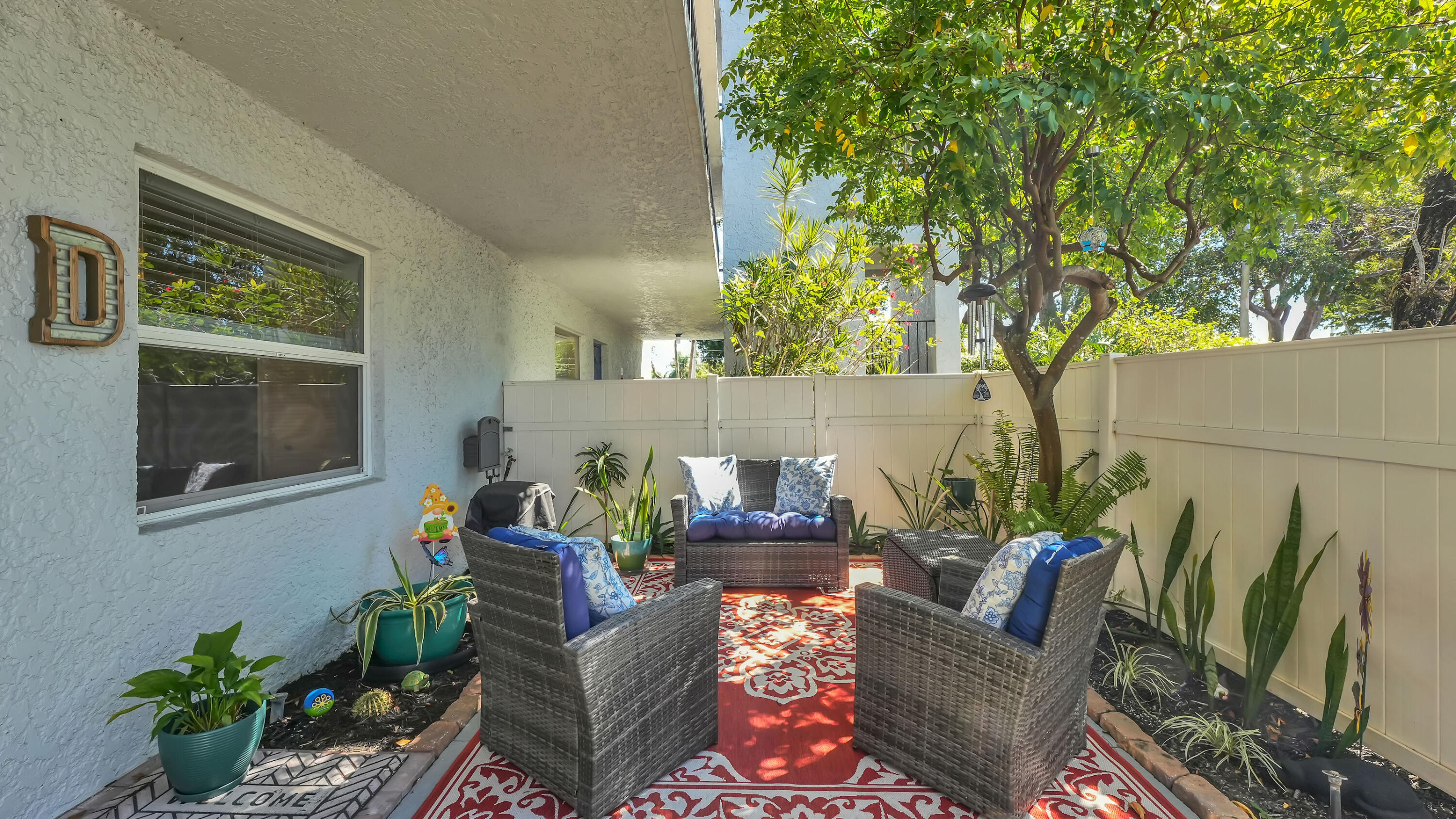 VILLAGES OF ORIOLE DEAUVILLE CONDO - Residential