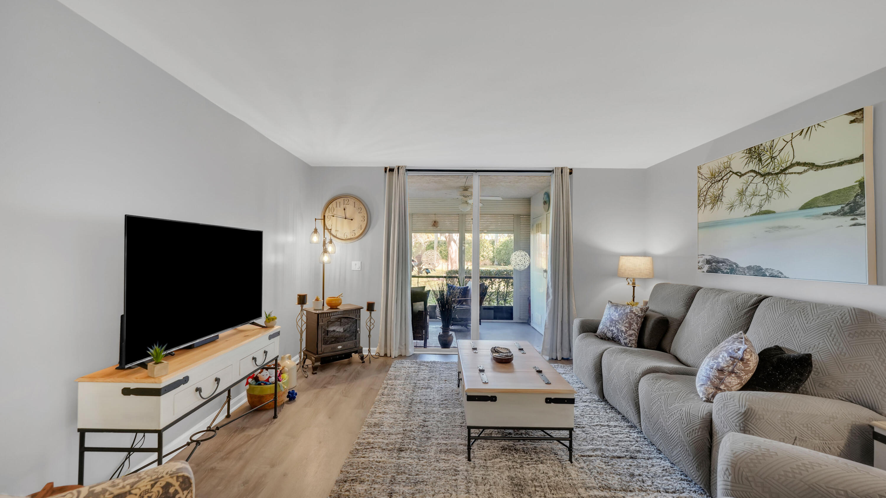 VILLAGES OF ORIOLE DEAUVILLE CONDO - Residential