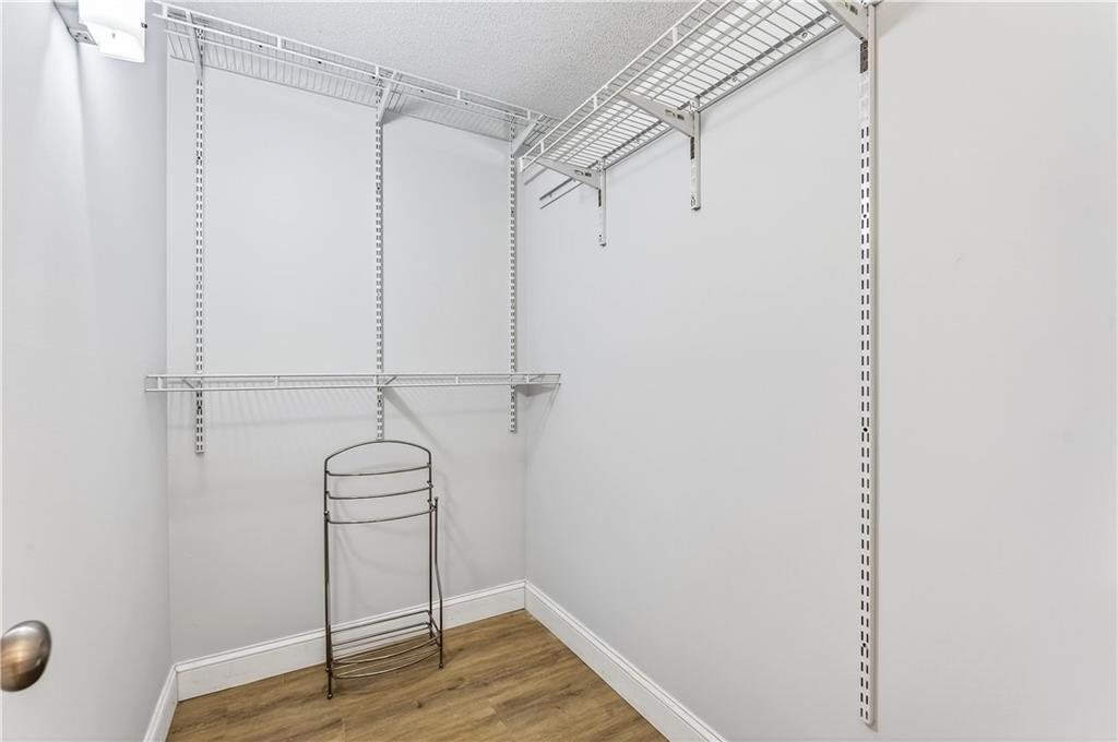 BEACON 21 CONDO - Residential