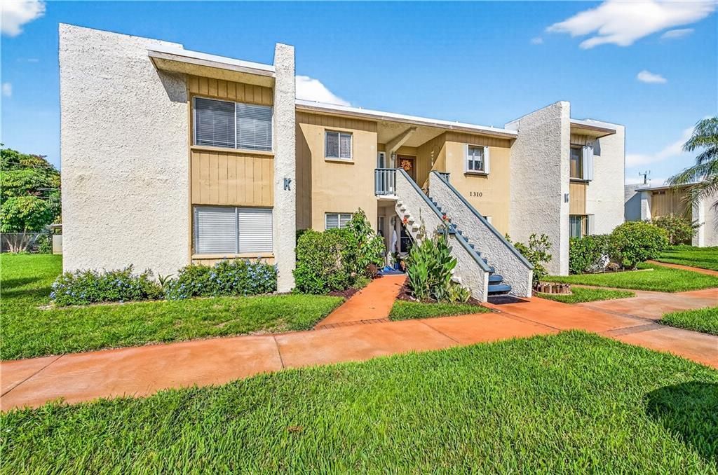 Photo of 1310 NE 14th Court #K19, Jensen Beach, FL 34957 (MLS # R11126529)