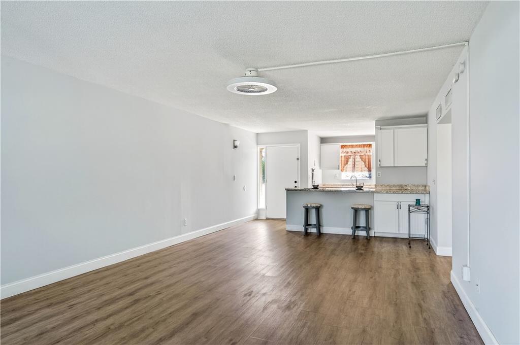 BEACON 21 CONDO - Residential