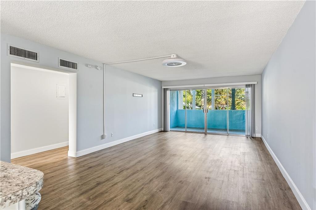 BEACON 21 CONDO - Residential