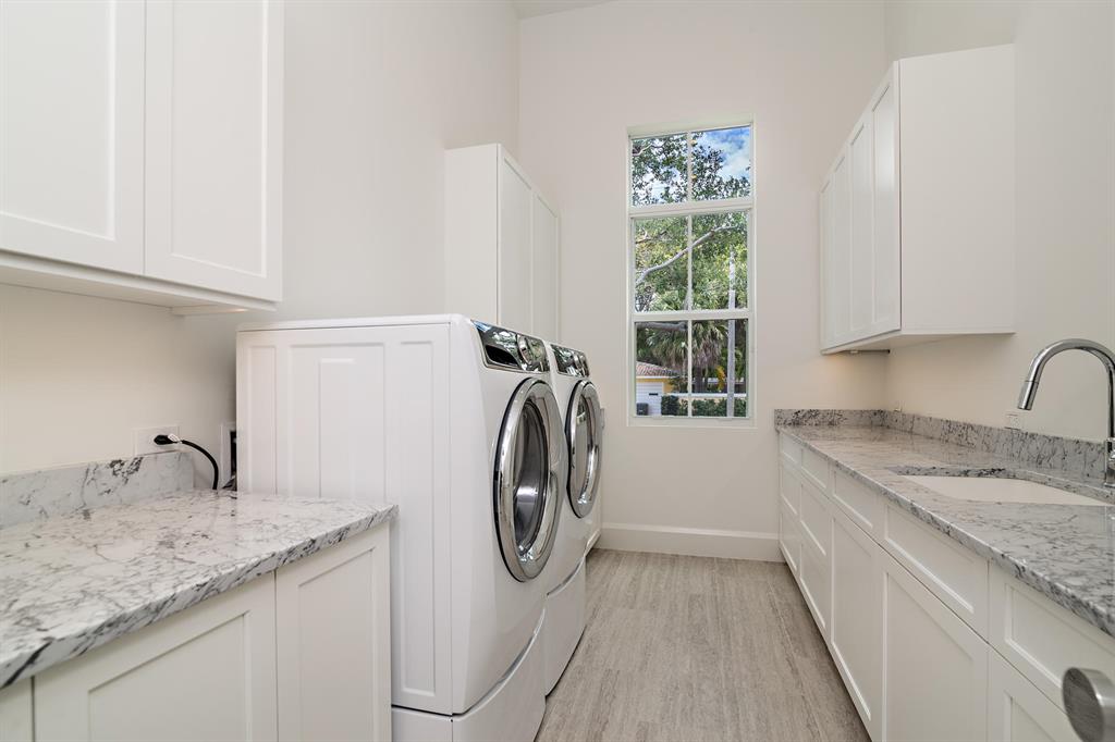 MIRAMAR - Residential