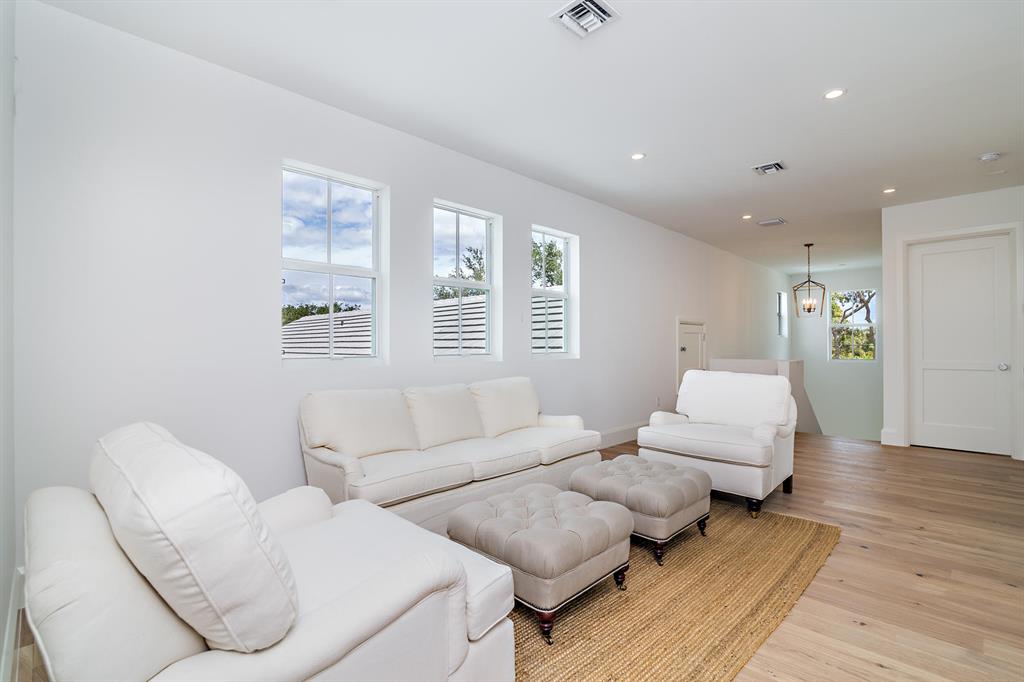 MIRAMAR - Residential